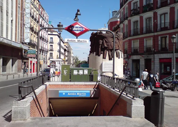 Hostal Anton Martin Madrid