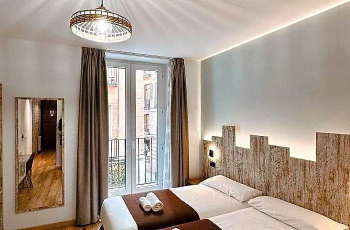 Hostal Anton Martin Madrid
